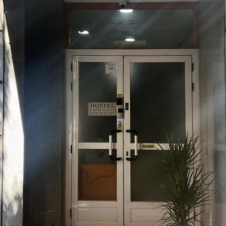 Hostel Estrella 20 مدريد المظهر الخارجي الصورة
