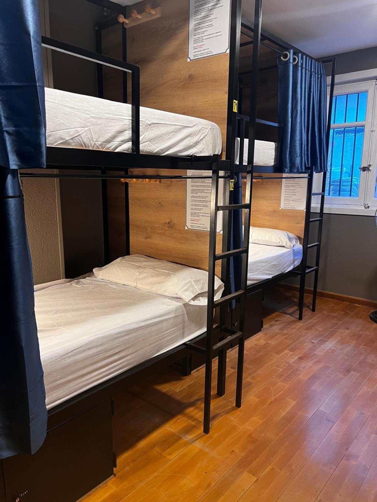 Hostel Estrella 20 مدريد المظهر الخارجي الصورة
